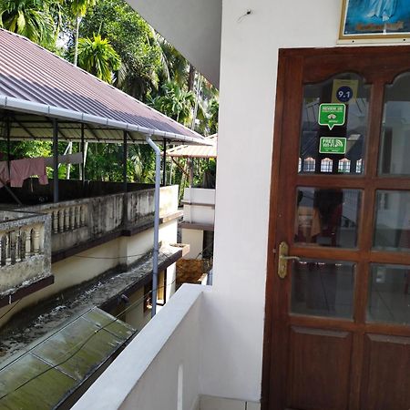 Greenview Homestay Kochi ภายนอก รูปภาพ