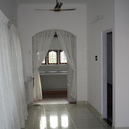 Greenview Homestay Kochi ภายนอก รูปภาพ